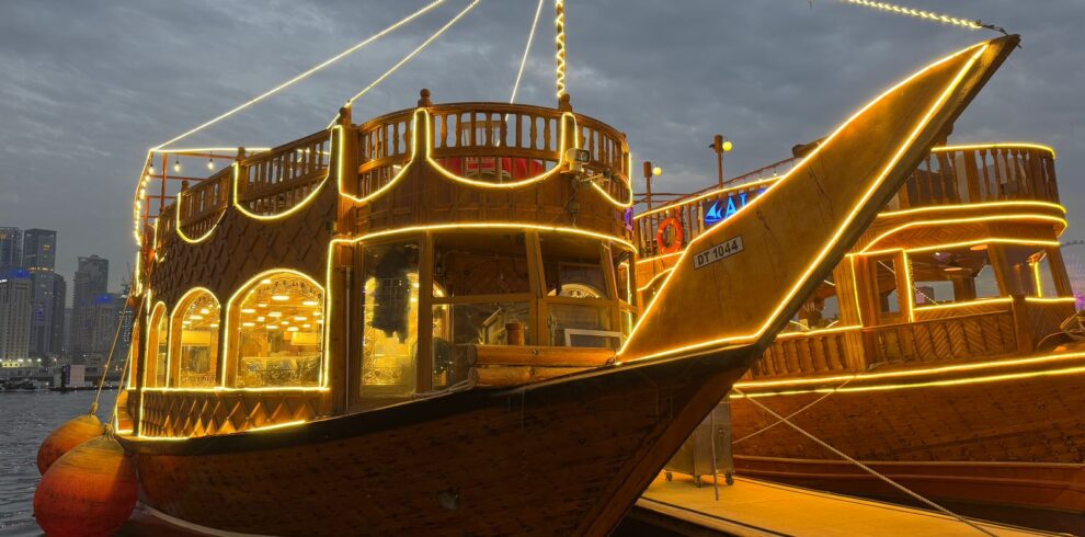 Dhow cruise dubai marina