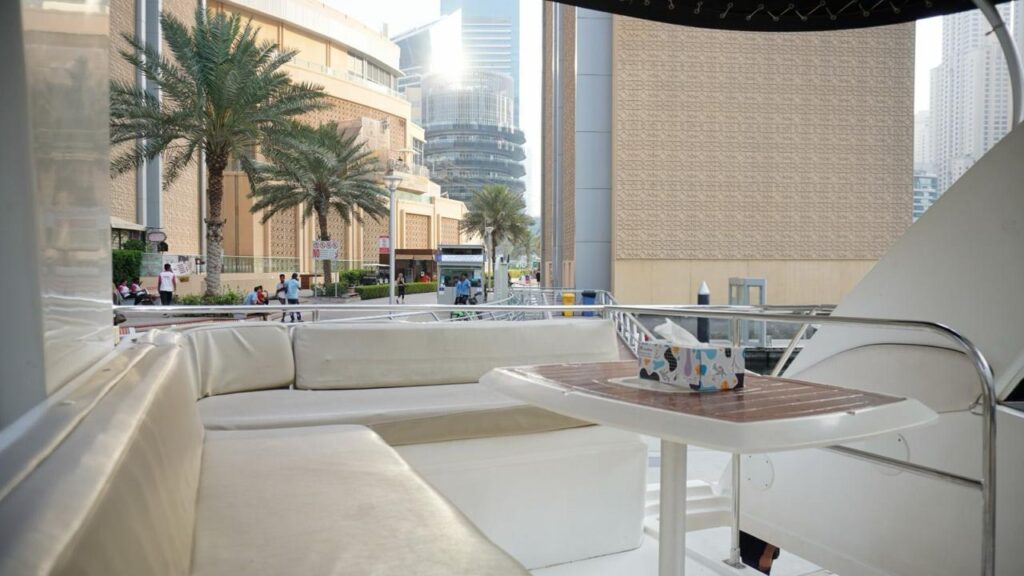 luxury yacht in dubai