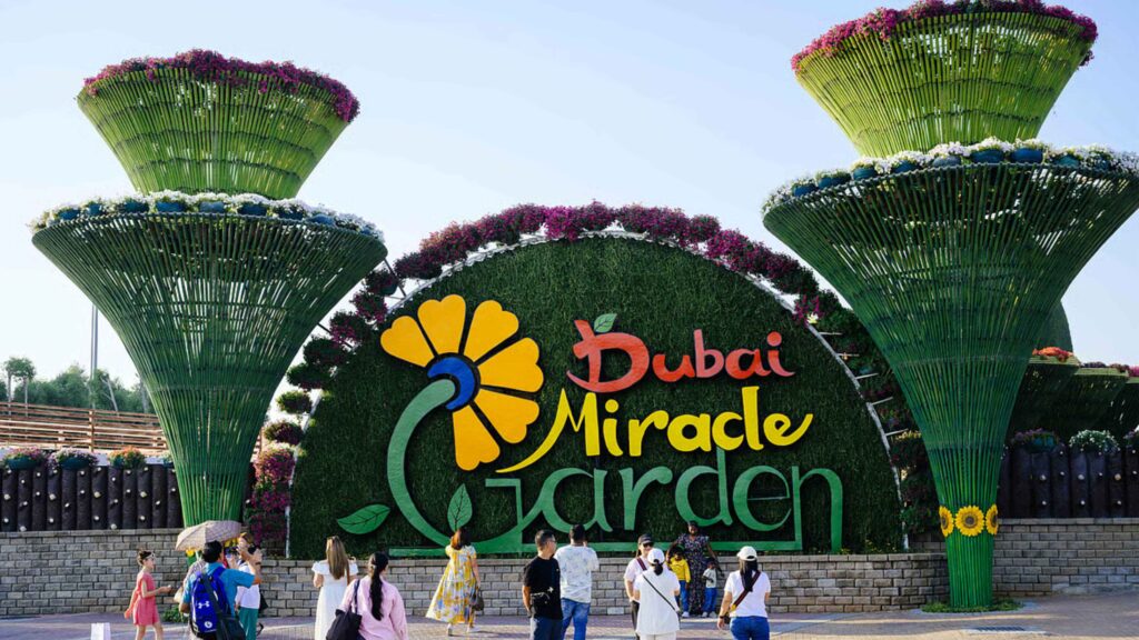 Dubai Miracle Gardens min