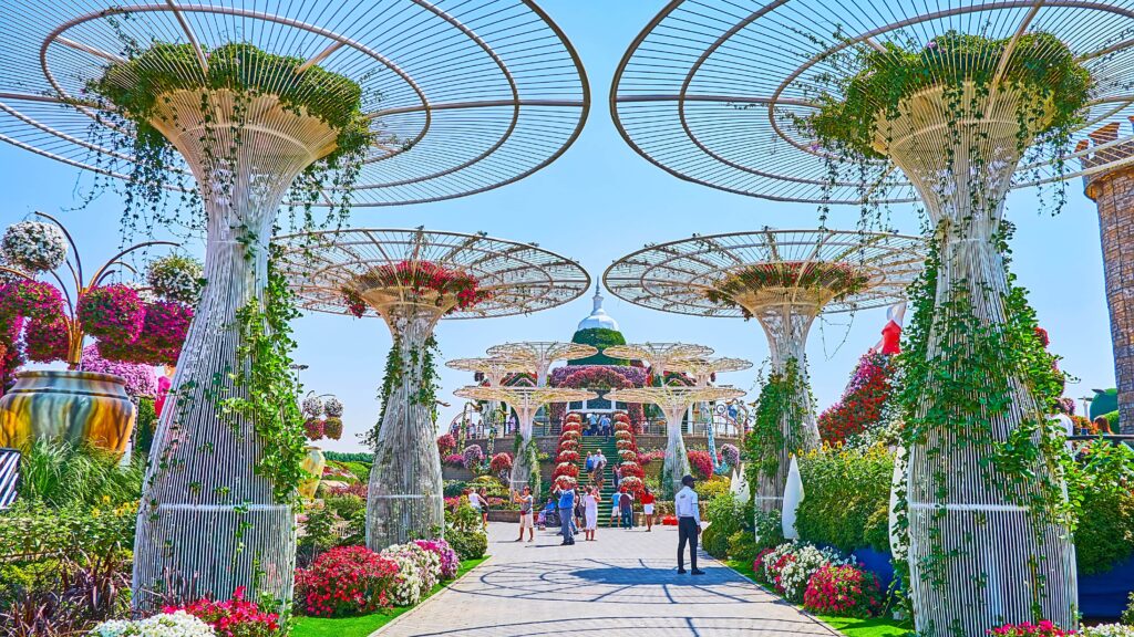 Dubai Miracle Gardens4 min